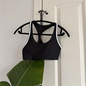 ALO Airlift Super Sleek Contrast Bra and Capri Set
